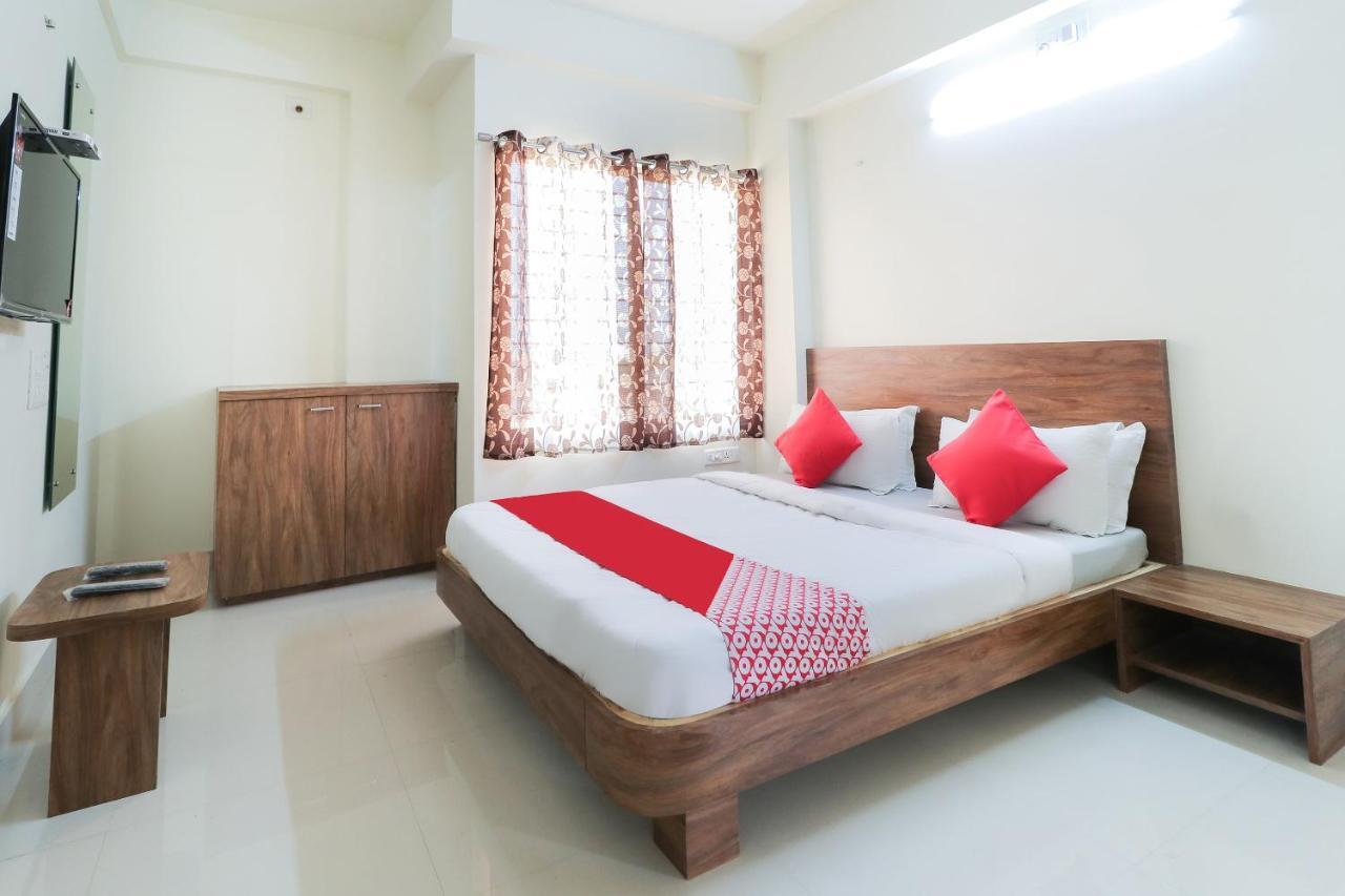 Oyo 63903 Hotel Shree Ram Villa Dwārka エクステリア 写真