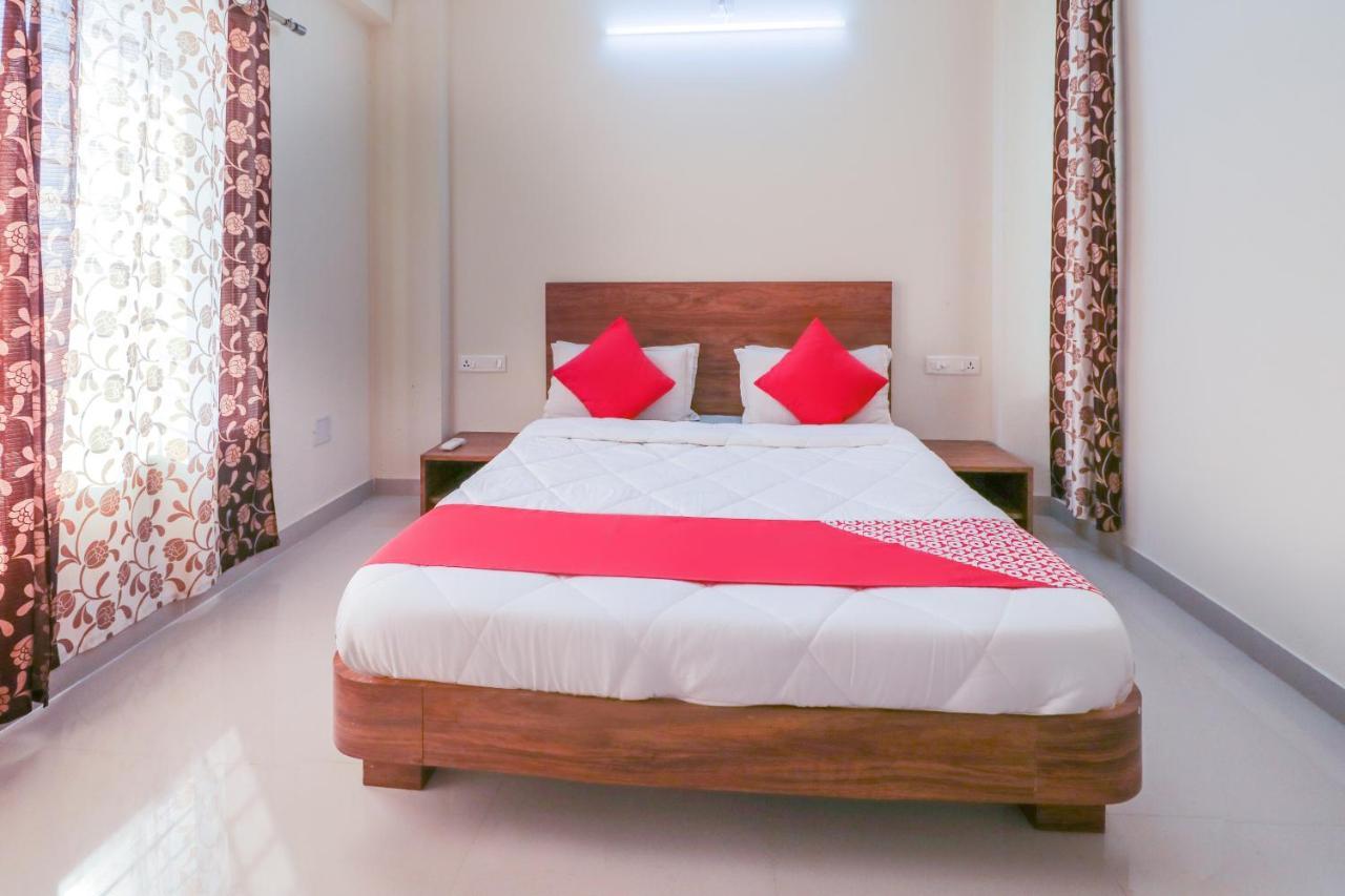Oyo 63903 Hotel Shree Ram Villa Dwārka 部屋 写真