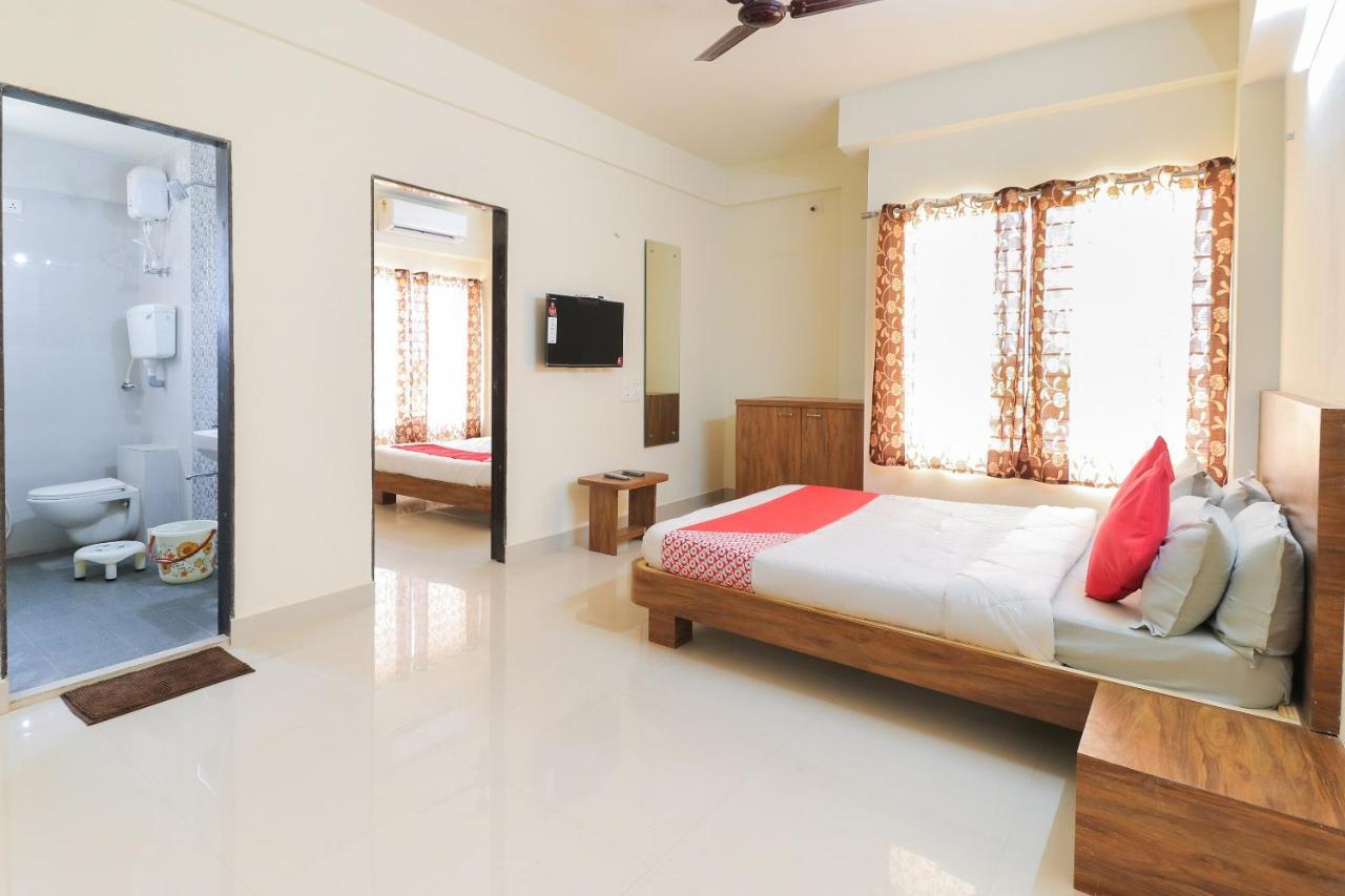 Oyo 63903 Hotel Shree Ram Villa Dwārka エクステリア 写真